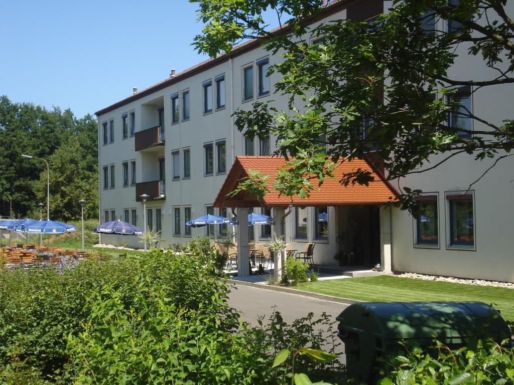 Landhotel Zur Alten Kaserne Ebern Exterior foto