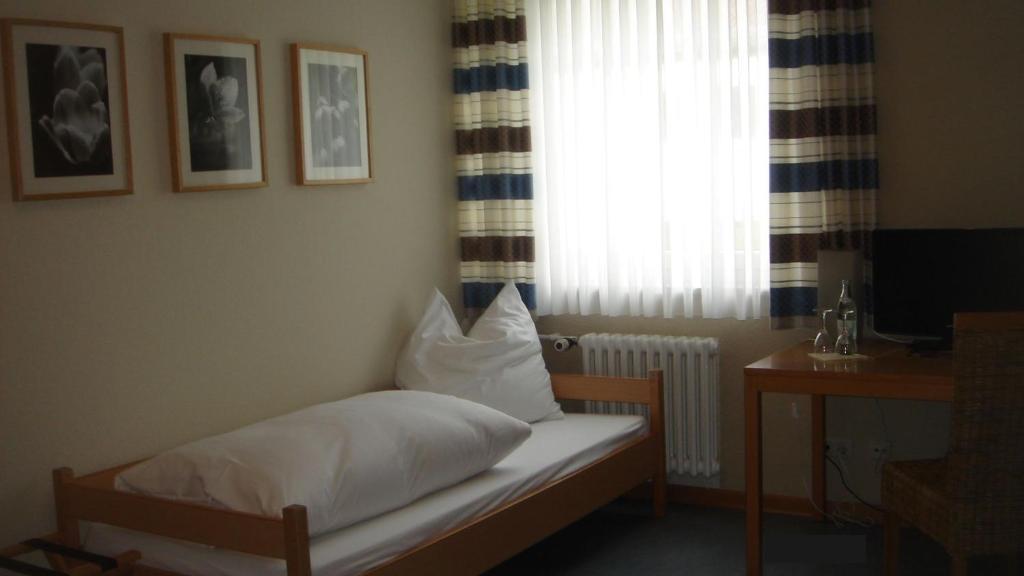 Landhotel Zur Alten Kaserne Ebern Exterior foto